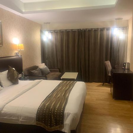 Nandan Kanan Hotel & Resort Sipra Dış mekan fotoğraf